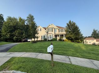 6 Sergeant Ct, Budd Lake, NJ 07828