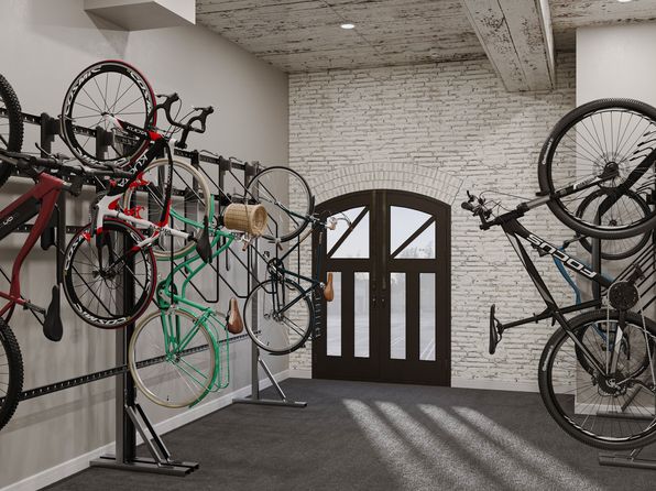 3475 Collins St #1404