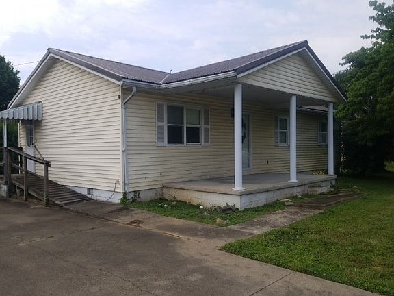 3rd image of 450 Norwich Ave