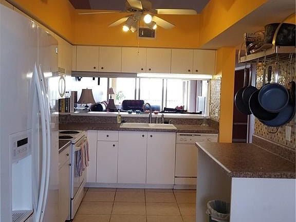 4th image of 19851 Breckenridge Dr Unit 504