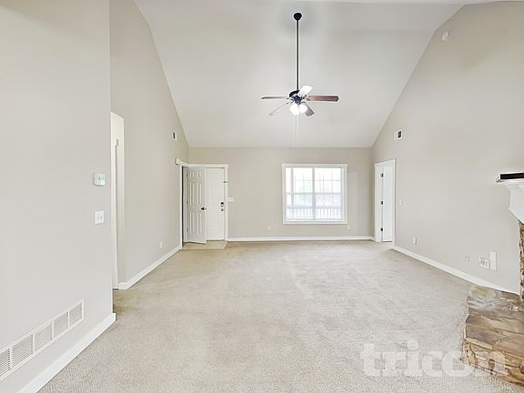 2nd image of 1048 Whispering Woods Dr
