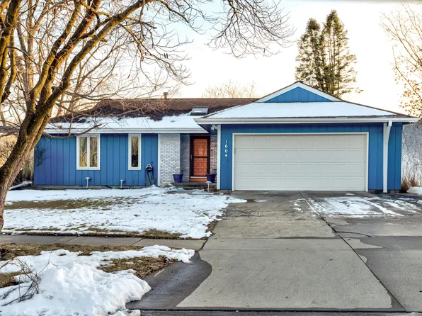 1604 Wheeler Dr, Ames, IA 50010
