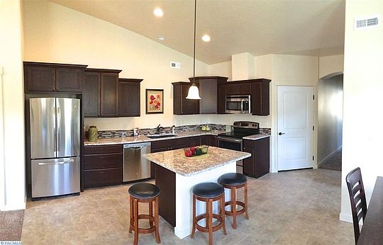 2nd image of 2768 S Dennis Pl