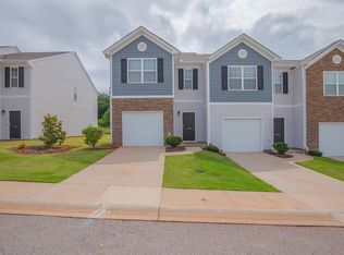 103 Moorlyn Ln, Greer, SC 29650