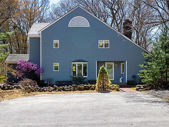 3rd image of 282 Byron Randall Rd