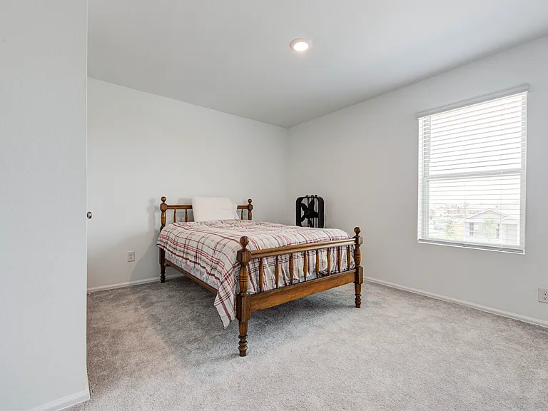 1496 Twilight Green Dr — Photo 6