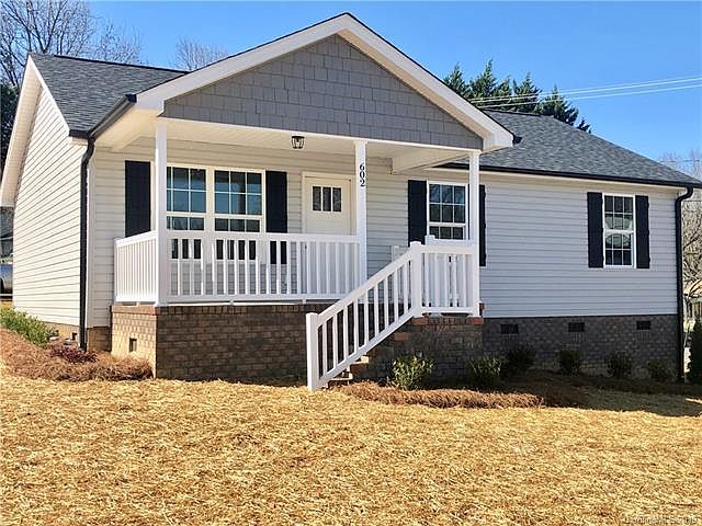 1st image of 602 Noles Dr
