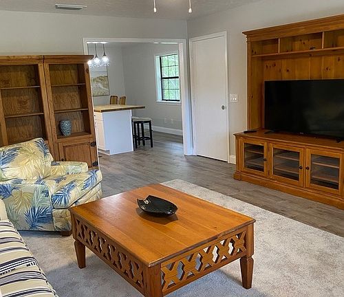 3rd image of 657 18th St #657A