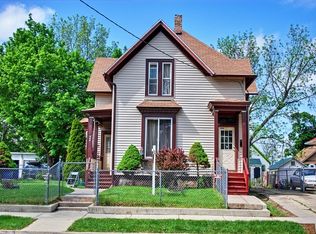 444 Franklin Blvd, Elgin, IL 60120