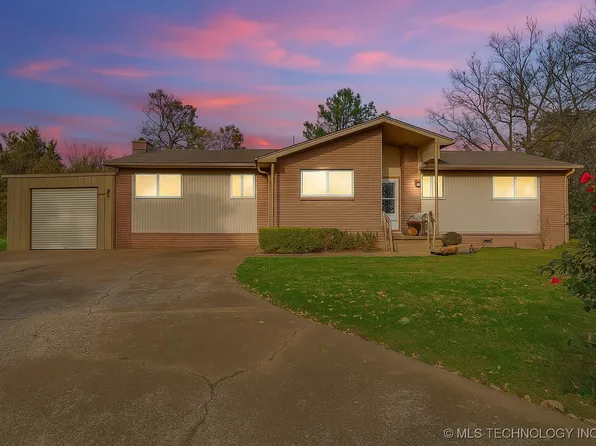 101 Woodlawn St, Hominy, OK 74035