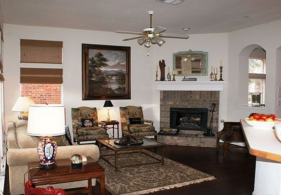 4th image of 11205 Oliver Ln