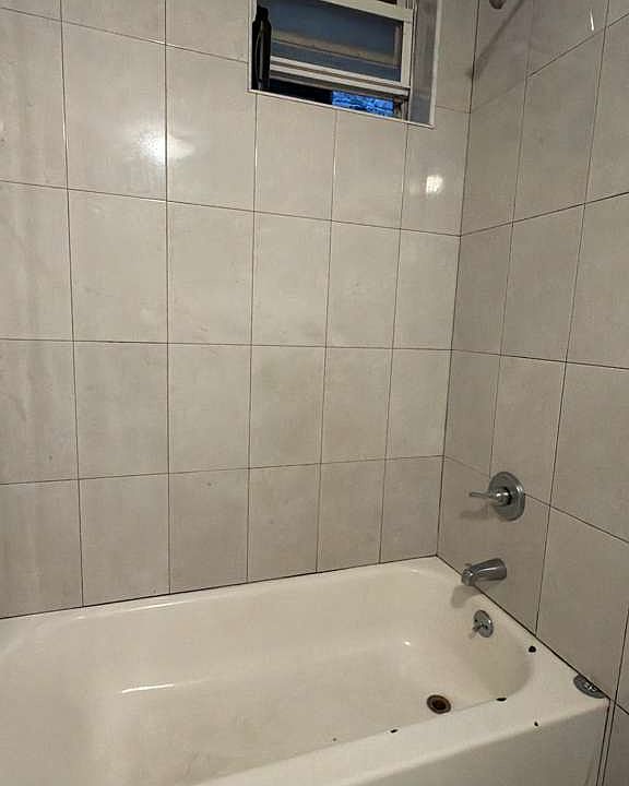 1st image of 1215 Brook Ave #2A