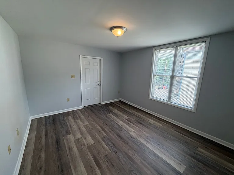 221B Grant St #B — Photo 5