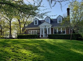 5623 Waterbury Rd, Des Moines, IA 50312