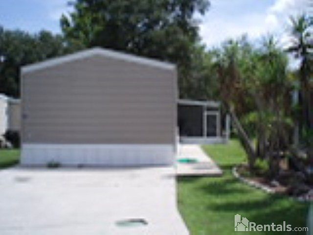 1st image of 4053 Canary Palm Cir
