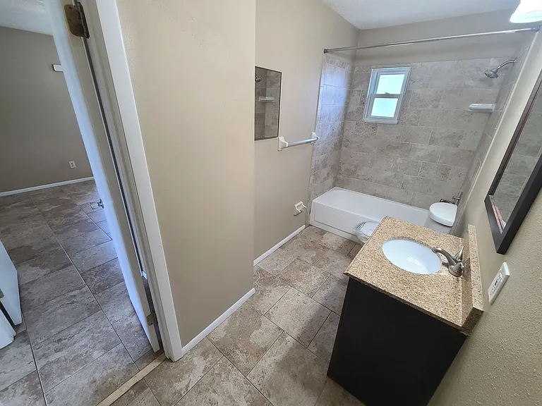 4141 Fargo St N — Photo 20