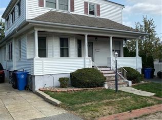 45 Wakefield Ave, Cranston, RI 02920