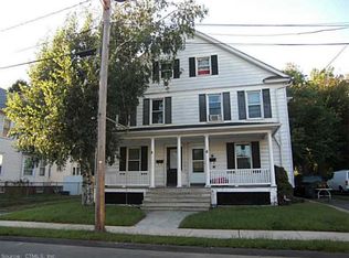 8 Lafayette St, Enfield, CT 06082