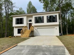 168 River Forest Dr NE, Milledgeville, GA 31061
