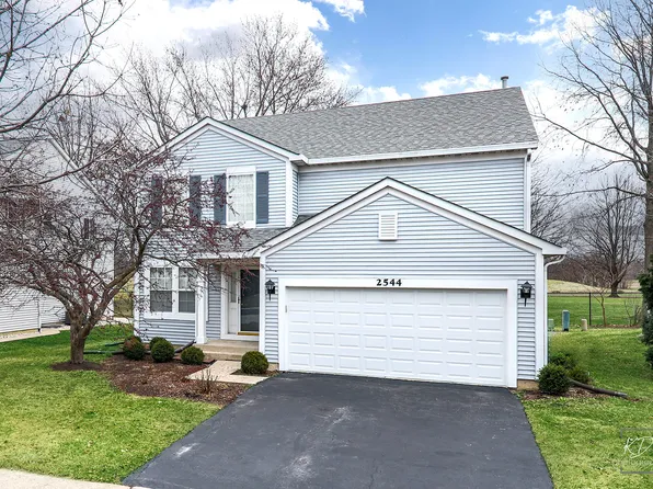 2544 Whitehall Ln, Naperville, IL 60564