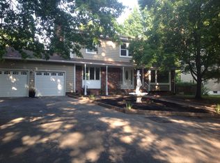 178 Pease Rd, Manalapan, NJ 07726