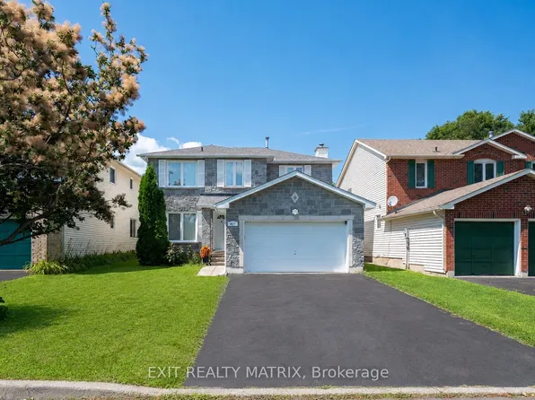627 Chenier Way, Ottawa, ON K4A 1R5
