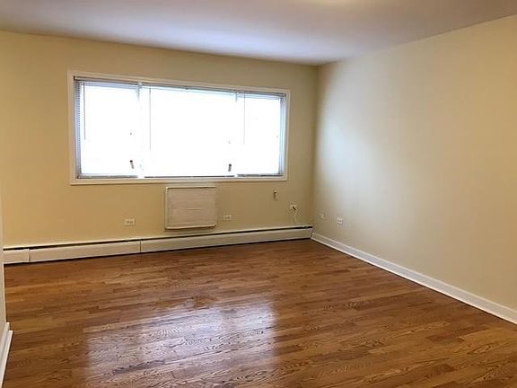 2nd image of 1626 W Estes Ave Frnt 2A