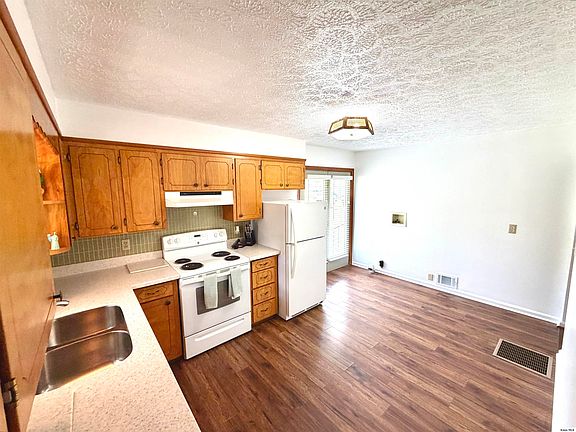 5th image of 805 Newark Rd