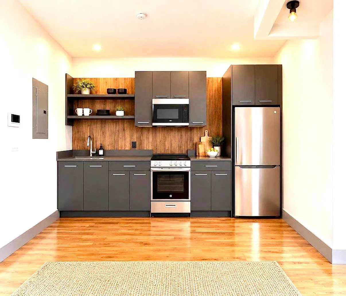 1250 New York Ave — Photo 2