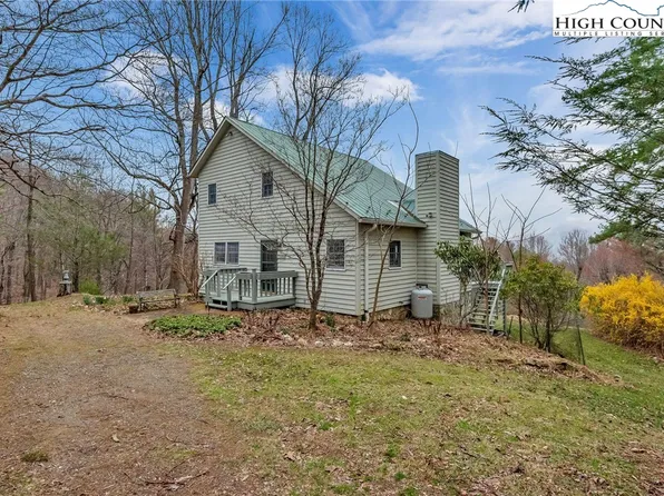 1100 Wagon Road, Warrensville, NC 28693