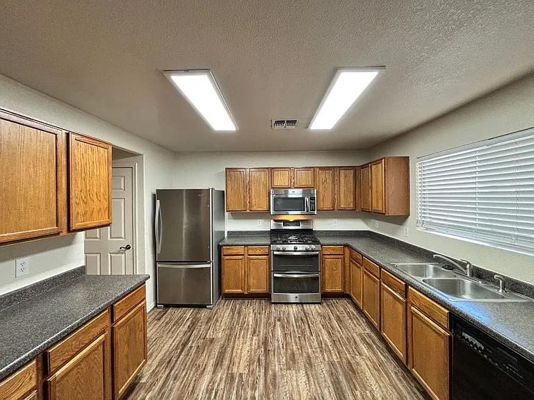 1051 W Sea Lion Dr — Photo 6