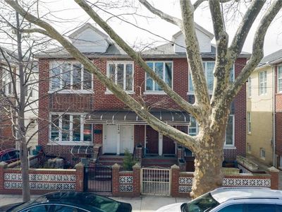 2524 E 23rd St, Brooklyn, NY, 11235