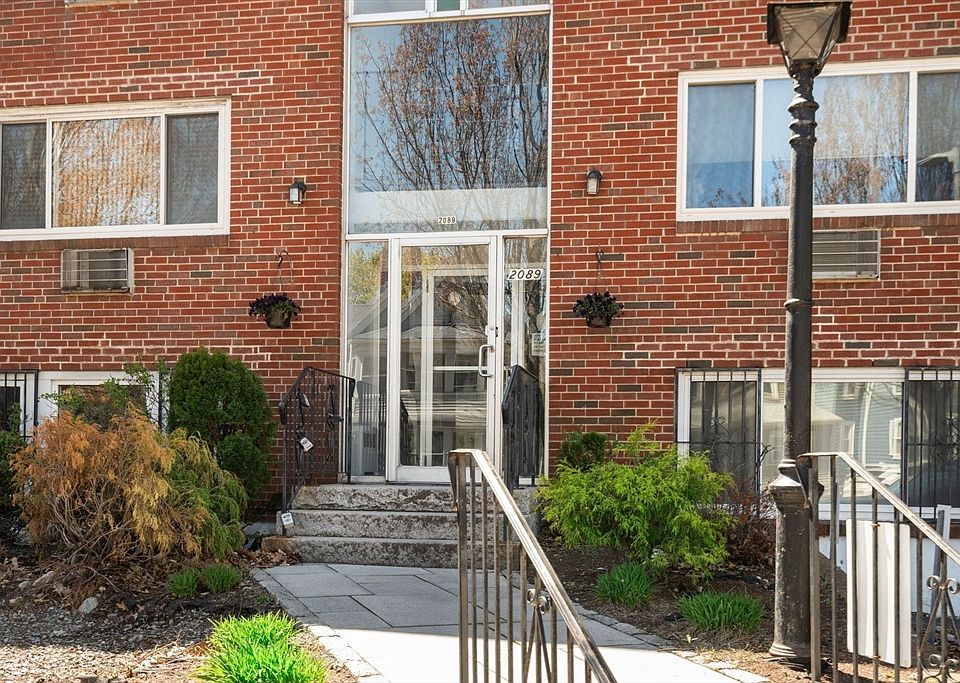 1st image of 2089 Dorchester Ave APT 2