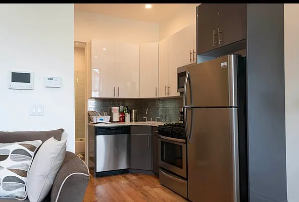 Rented by Maccabee 1 Realty Corp | media 25