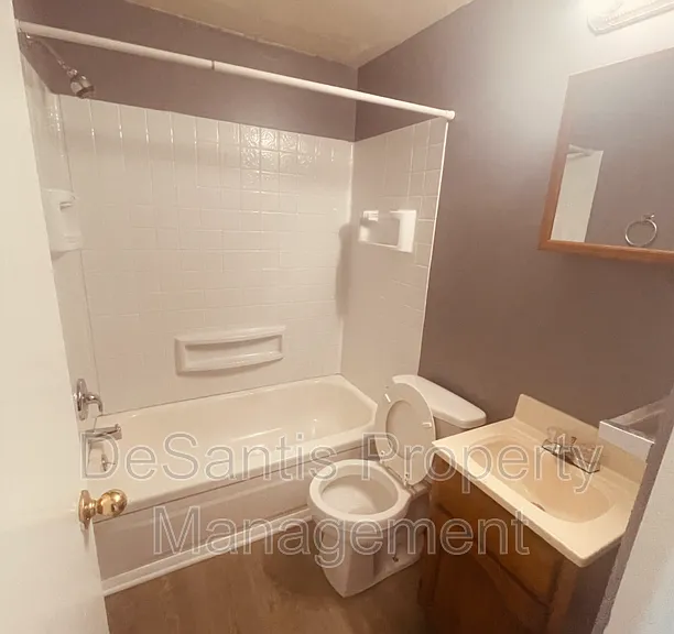 401 Moon Clinton Rd #11 — Photo 3