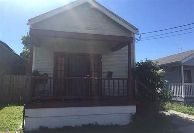 1st image of 2117 Almonaster Ave