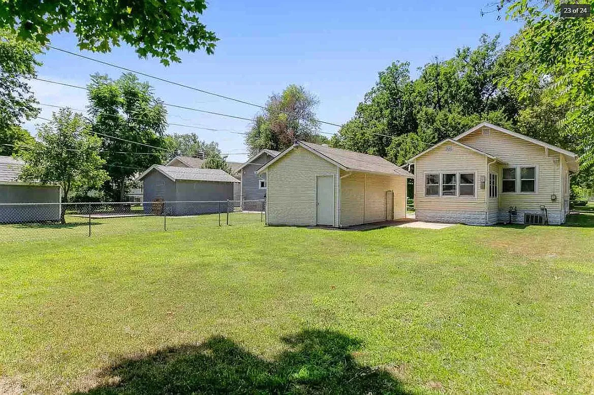 2 bed, 1256 sqft, $1,175 — Photo 4