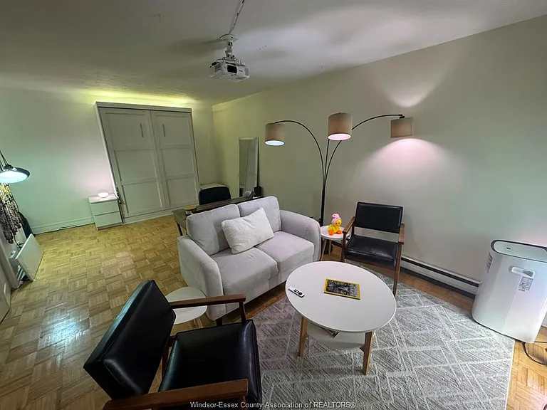 111 Riverside Dr E #914 — Photo 12