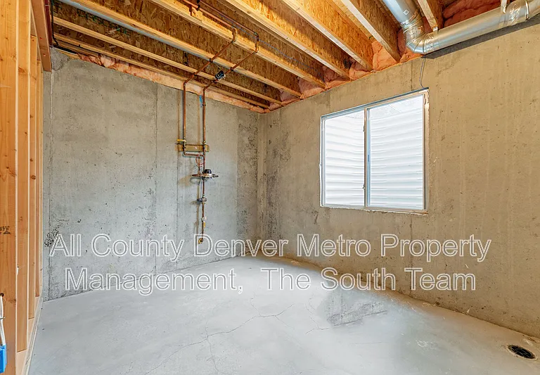 7680 Elk Ct — Photo 30