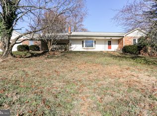 550 Clarks Valley Rd, Dauphin, PA 17018