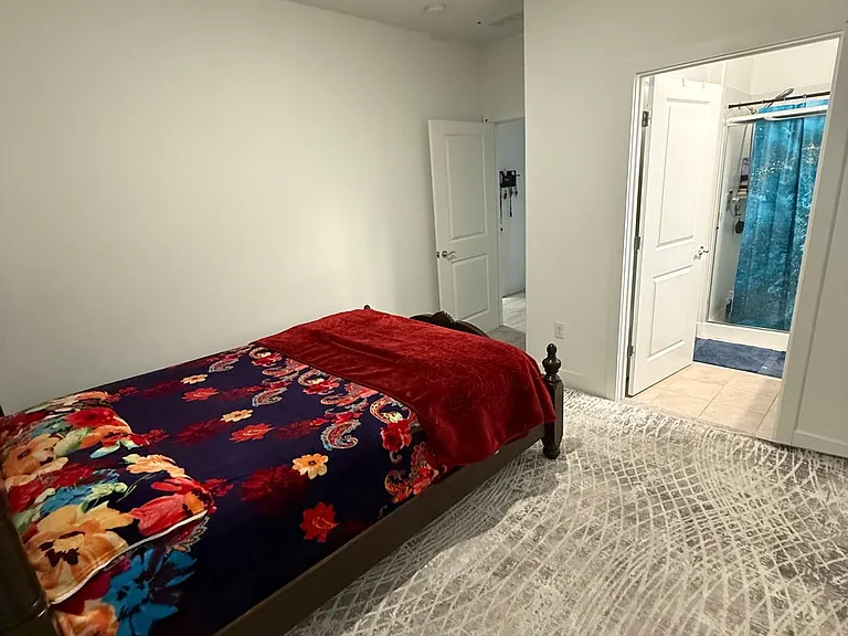 6000 Moon River Way — Photo 40