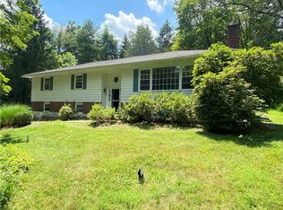 250 Overlook Rd, Poughkeepsie, NY 12603