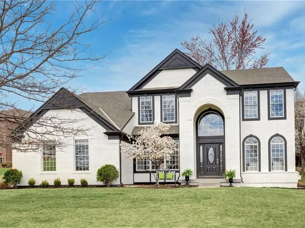 14600 Reinhardt Ln, Leawood, KS 66224
