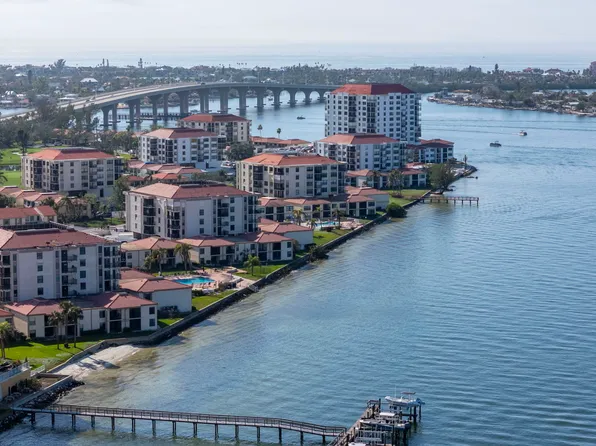 6051 Sun Blvd APT 111, Saint Petersburg, FL 33715