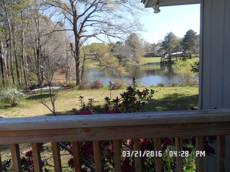 2nd image of 137 Jasmine Dr