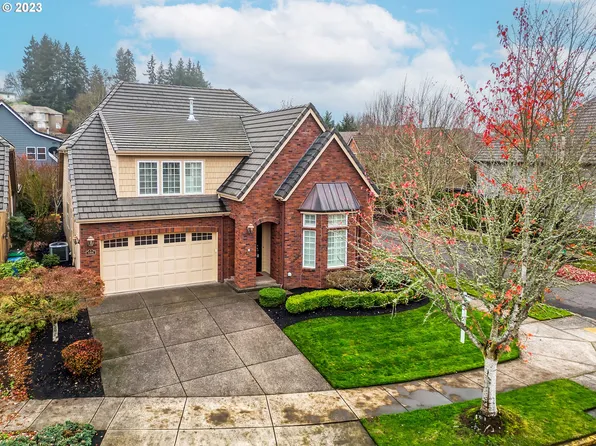 1184 Cedar Ridge Dr, Eugene, OR 97401