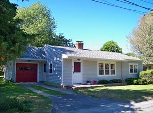 94 Raymond St, Fairhaven, MA 02719
