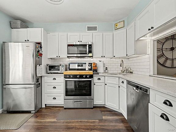 3rd image of 3 Adrian Court #E