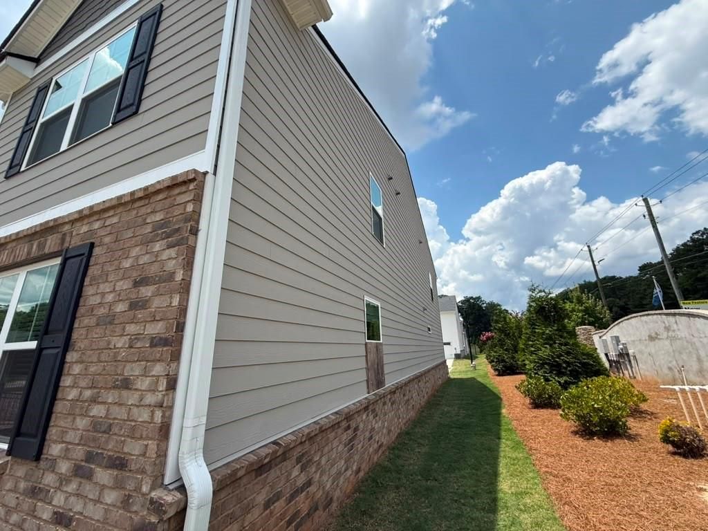 727 Aura Trl, Lawrenceville, GA - View 2