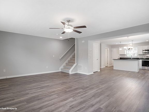 5th image of 533 S Champion Ave
